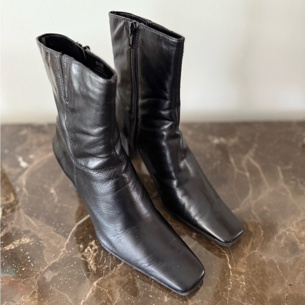 Worthington Black Ankle Booties Sleek Minimalist Design